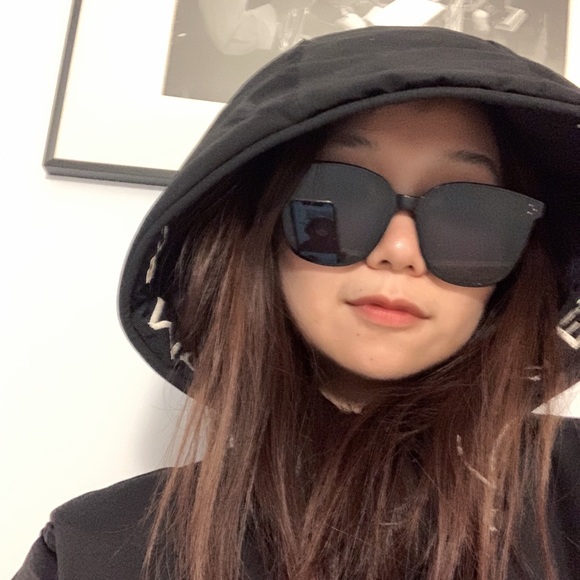 Meet your Posher, Ting - Picture 1 of 1